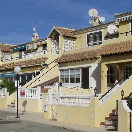 Casa Cerezos